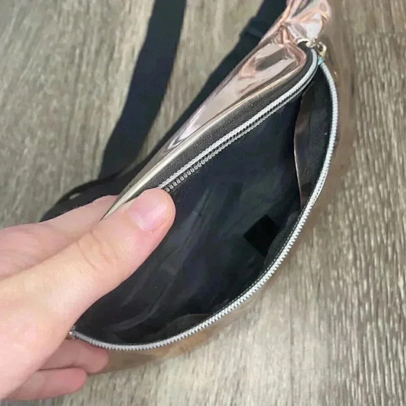 Pink Metallic Fanny Pack - Picture 3 of 7
